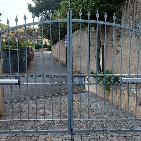 Grazioso A 5 Minuti Dal Mare Castiglioncello